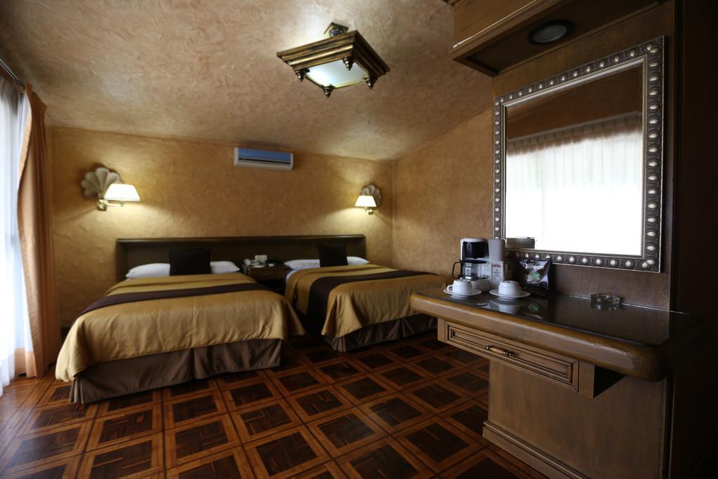 Hotel Casa De La Loma à Morelia Extérieur photo