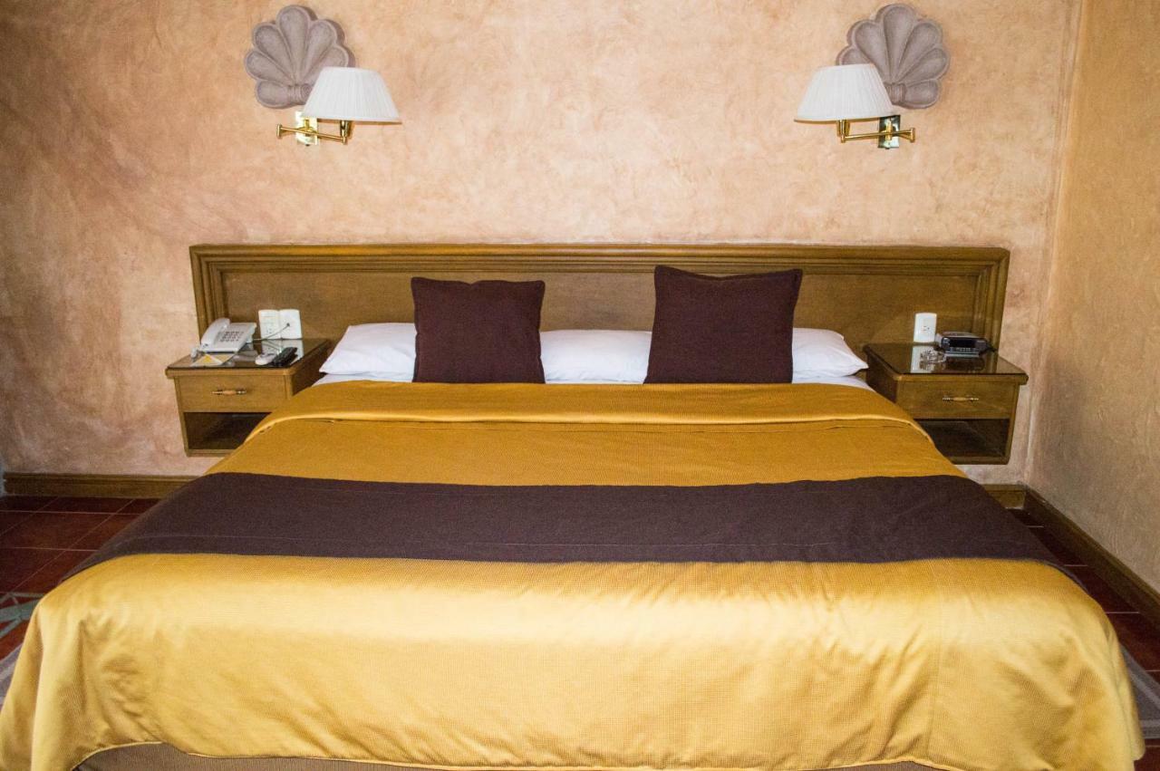 Hotel Casa De La Loma à Morelia Extérieur photo